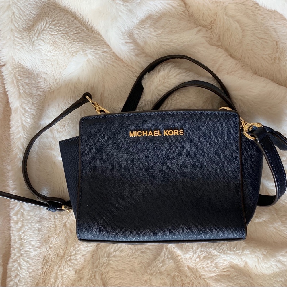 Michael Kors Navy Blue Selma Mini Messenger Bag